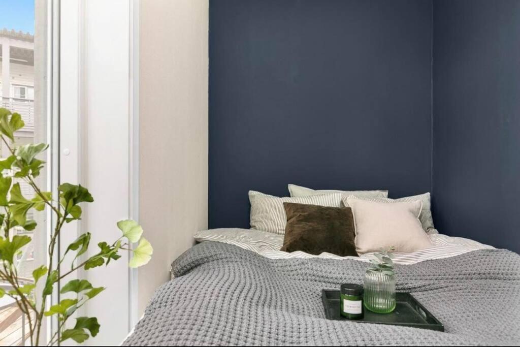 Northern Dreams Apartment With Free Parking ทรอมโซ ภายนอก รูปภาพ